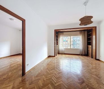 Piso de alquiler en Calle Avenida Josep Tarradellas ., ., La Nova E... - Photo 2