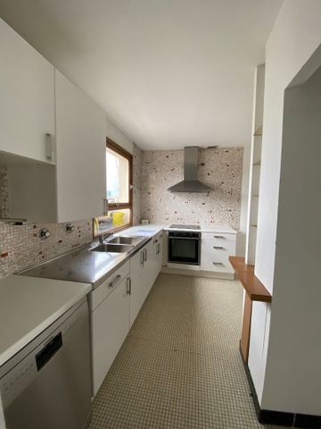 Location Appartement 5 pièces 115m² - Photo 2