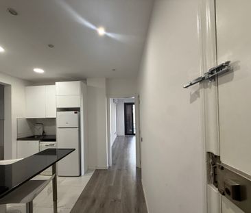 Piso de alquiler en Sants - Photo 6