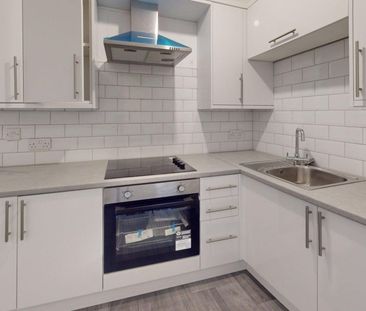 To Let: 2 Bedroom Flat Murray Street, Hartlepool, County Durham, TS... - Photo 5