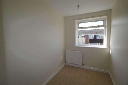 Denton Court, Burton Latimer, NN15 - Photo 4