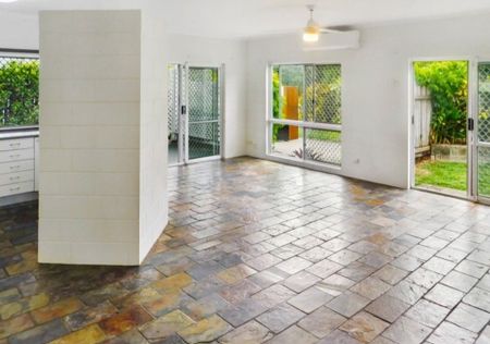 NEAT AS A PIN – AFFORDABLE LIVING, A1 LOCATION! - Photo 5