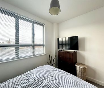 2 Bedroom Flat To Let - Photo 6