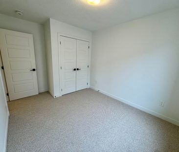 For Lease - 607 Bee Pollen Way, Kanata, Ontario - Photo 4