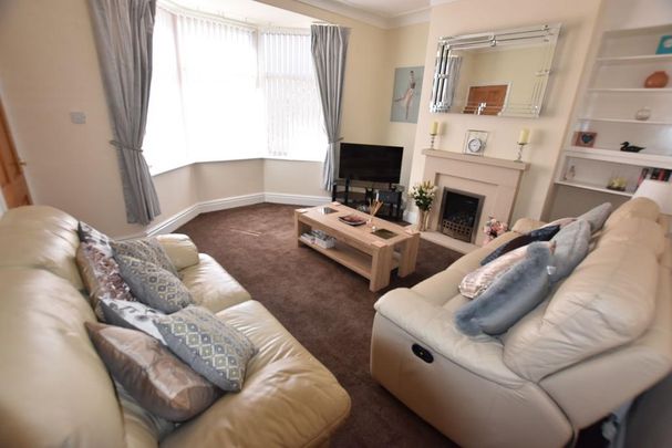 3 bedroom semi-detached house to rent - Photo 1