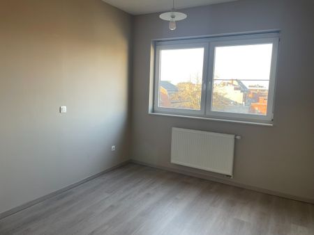 Instapklaar twee slaapkamer APP + terras, bergruimte & garage - Foto 2