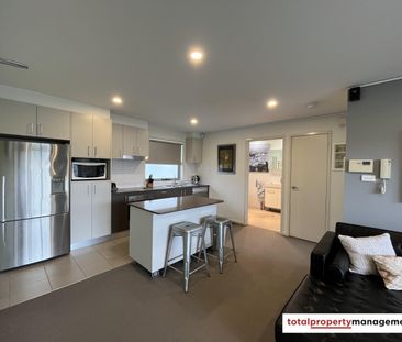 15/80 Henty Street, Element, Braddon ACT 2612 - Apartment For Rent ... - Photo 1