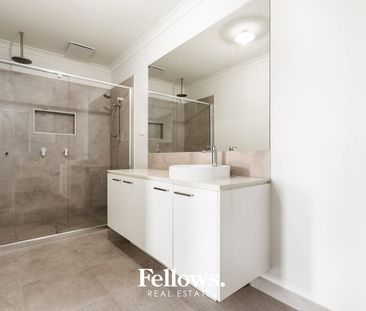 Modern low maintenance living at its finest. - Photo 6