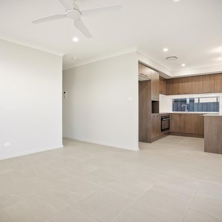 Contemporary Comfort in a Connected Box Hill Setting - Photo 5