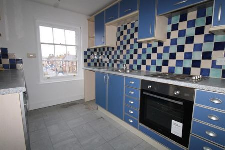 2 bedroom apartment to rent - Photo 3