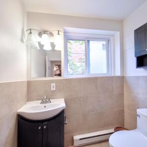 1 Chambre 1 salle de bain à Ville Saint-Laurent - 1 bed 1 bath in Ville Saint-Laurent - Photo 2