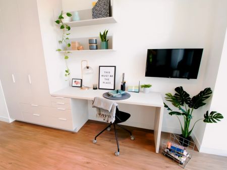 3 Bed Apartment - Photo 2