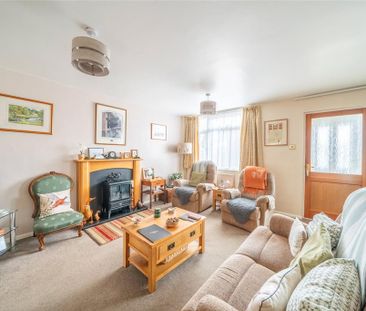 3 bedroom end of terrace house to rent - Photo 3