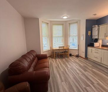 Apt 1-122 Eglantine Avenue, Belfast, BT9 6RY - Photo 1