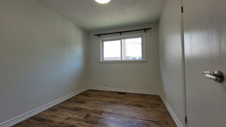 For Lease - 27 Fairburn Avenue Unit# Main, St. Catharines, Ontario - Photo 2