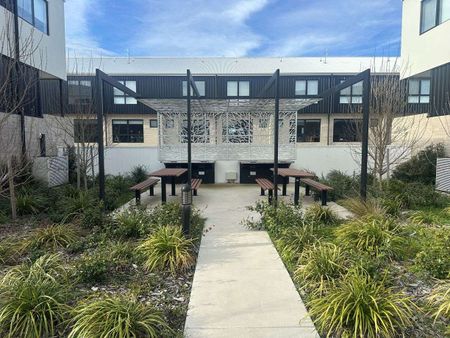 Contemporary Living in the Heart of Throsby - Photo 4