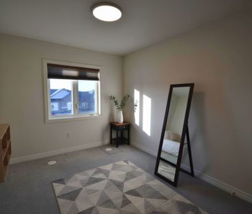 For Lease - 466 Silver Maple Road, Oakville, Ontario - Photo 6