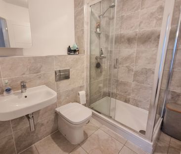 2 bed apartment to rent in Elm Road, Shirley, B90 - Photo 5