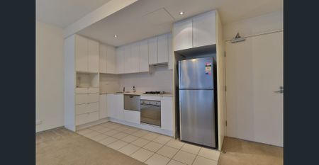 One bedroom apartment ON LEVEL 5 - Photo 4