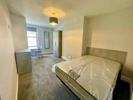 Room in a Shared House, Whiteladies Road, BS8 - Photo 5