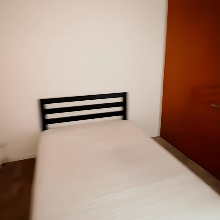 2 Chippendale Way, Sydney - Photo 2