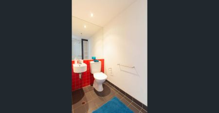 Modern & stylish fully furnished studio apartments - Price Reduction! - Photo 5