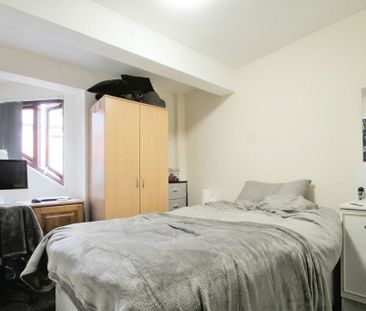 4 bedroom detached house to rent - Photo 1