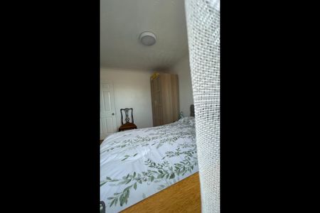 Room in a Shared House, St. Bernards Close, LU3 - Photo 4