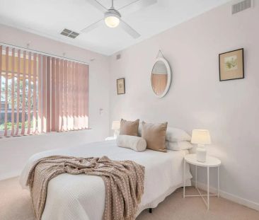 “Stunning Family Home in Prime Location” - Photo 3