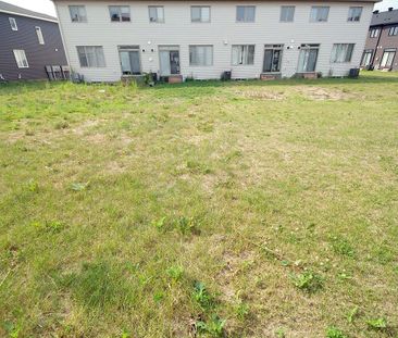 For Lease - 274 Ormiston Crescent, Barrhaven, Ontario - Photo 6