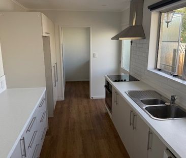 Avonhead - Toorak Street - Photo 4
