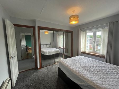 2 bedroom flat to rent - Photo 4