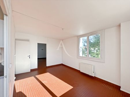 Location Appartement 4 pièces 64m² - Photo 2