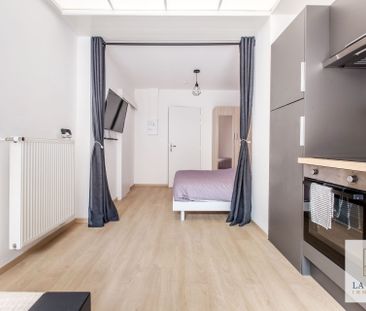 Location Appartement 1 pièce 22m² VALENCIENNES 59300 - Photo 1