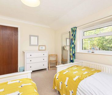 4 bedroom detached house to rent - Photo 4