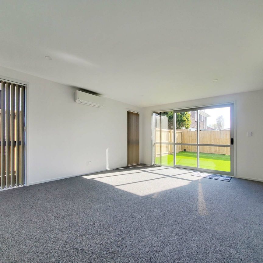 4 bedroom home for rent in Manurewa - Photo 1