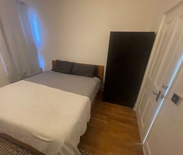 Room in a Shared House, Stephendale Rd, SW6 - Photo 5