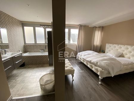 Location Appartement 4 pièces 107m² - Photo 5