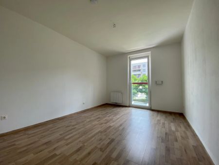 Unbefristete 3-Zimmer-Wohnung mit Loggia! - Photo 5