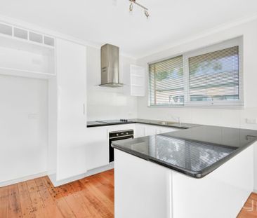 4/11B Edgar Street, Werribee - Photo 5