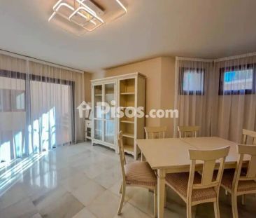 Chalet en alquiler en Calle Muñiz - Photo 3