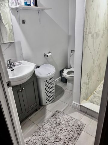 For Lease - 21 Blue Forest Crescent, Barrie, Ontario - Photo 2