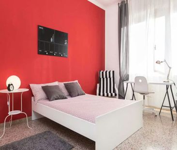 Viale Scalo San Lorenzo, Rome, Lazio 00185 - Photo 3