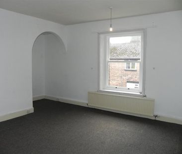 School Lane, Upholland - Photo 1