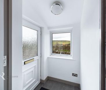 3 bedroom detached bungalow to rent - Photo 4