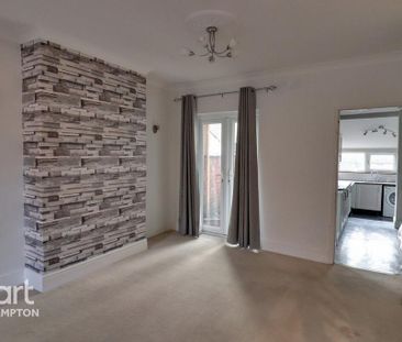 2 bedroom terraced house to rent - Photo 2