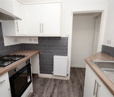 2 bed flat to rent in Osborne Avenue, South Shields, NE33 - Photo 4