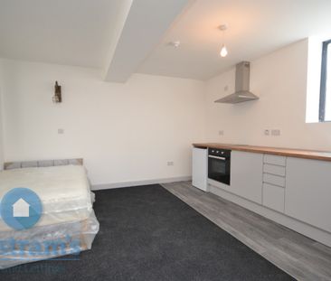 1 bed Studio for Rent - Photo 2