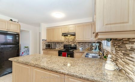 For Lease - 18 Prouse Drive, Brampton, Ontario - Photo 4