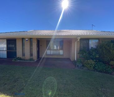 BRING THE POOL TABLE- MASSIVE RUMPUS ROOM! - Photo 1